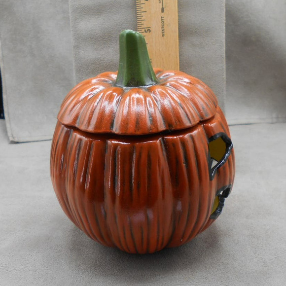 Vintage Jack O'Lantern Halloween Pumpkin 5" Round 5.5" Tall w/Hole for Light - Picture 4 of 10